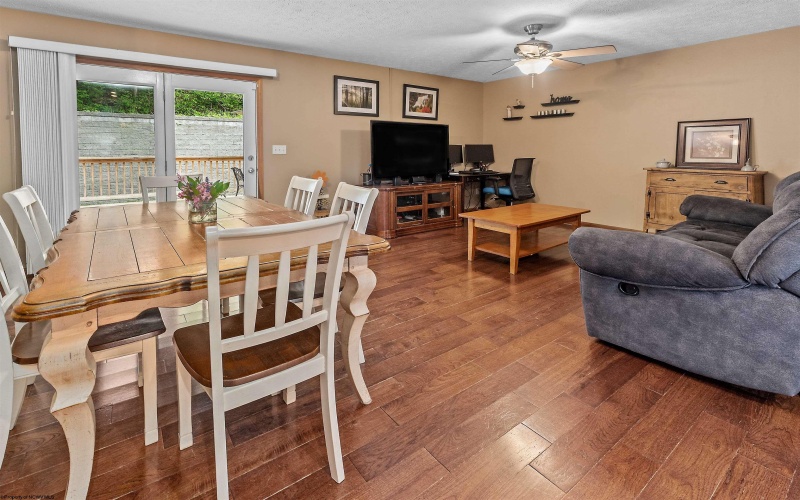 33 Rocky Top Lane, Morgantown, West Virginia 26508, 3 Bedrooms Bedrooms, 6 Rooms Rooms,2 BathroomsBathrooms,Single Family Detached,For Sale,Rocky Top,10159497