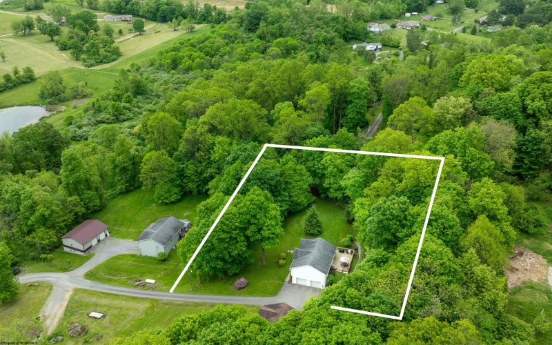 33 Rocky Top Lane, Morgantown, West Virginia 26508, 3 Bedrooms Bedrooms, 6 Rooms Rooms,2 BathroomsBathrooms,Single Family Detached,For Sale,Rocky Top,10159497