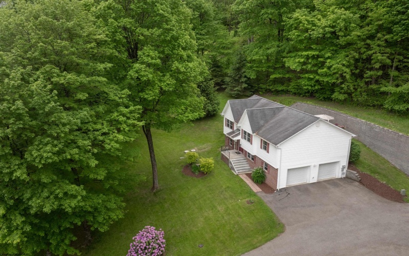 33 Rocky Top Lane, Morgantown, West Virginia 26508, 3 Bedrooms Bedrooms, 6 Rooms Rooms,2 BathroomsBathrooms,Single Family Detached,For Sale,Rocky Top,10159497