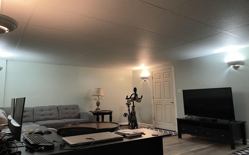 4 Hall Valley Court, Bridgeport, West Virginia 26330, 2 Bedrooms Bedrooms, 5 Rooms Rooms,1 BathroomBathrooms,Single Family Attached,For Sale,Hall Valley,10159498
