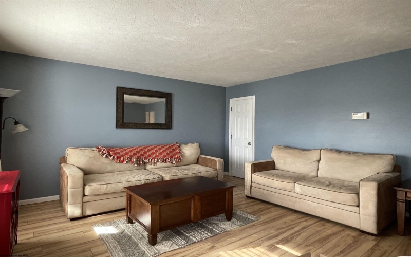 4 Hall Valley Court, Bridgeport, West Virginia 26330, 2 Bedrooms Bedrooms, 5 Rooms Rooms,1 BathroomBathrooms,Single Family Attached,For Sale,Hall Valley,10159498