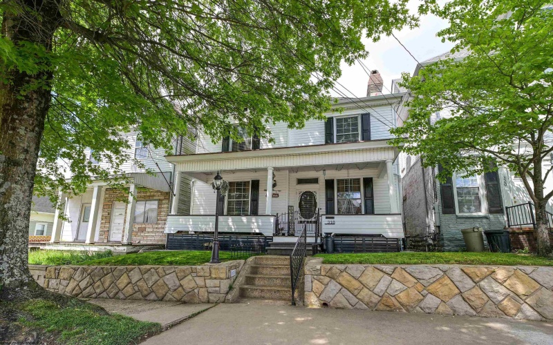 318 Maryland Avenue, Fairmont, West Virginia 26554, 4 Bedrooms Bedrooms, 8 Rooms Rooms,2 BathroomsBathrooms,Single Family Detached,For Sale,Maryland,10159496