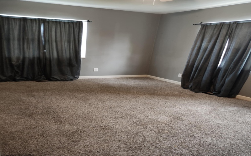 71 Smithfield Street, Buckhannon, West Virginia 26201, 2 Bedrooms Bedrooms, 6 Rooms Rooms,2 BathroomsBathrooms,Single Family Detached,For Sale,Smithfield,10159492