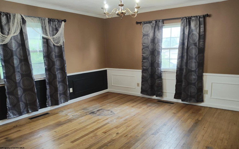 71 Smithfield Street, Buckhannon, West Virginia 26201, 2 Bedrooms Bedrooms, 6 Rooms Rooms,2 BathroomsBathrooms,Single Family Detached,For Sale,Smithfield,10159492