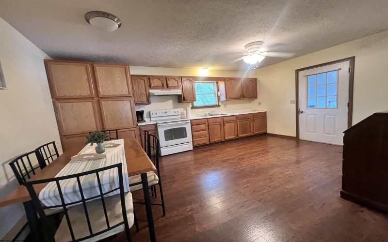 112 Richland Street, West Milford, West Virginia 26451, 3 Bedrooms Bedrooms, 6 Rooms Rooms,1 BathroomBathrooms,Single Family Detached,For Sale,Richland,10159491