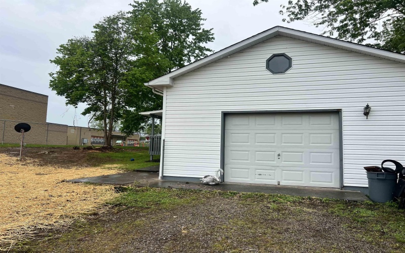 112 Richland Street, West Milford, West Virginia 26451, 3 Bedrooms Bedrooms, 6 Rooms Rooms,1 BathroomBathrooms,Single Family Detached,For Sale,Richland,10159491