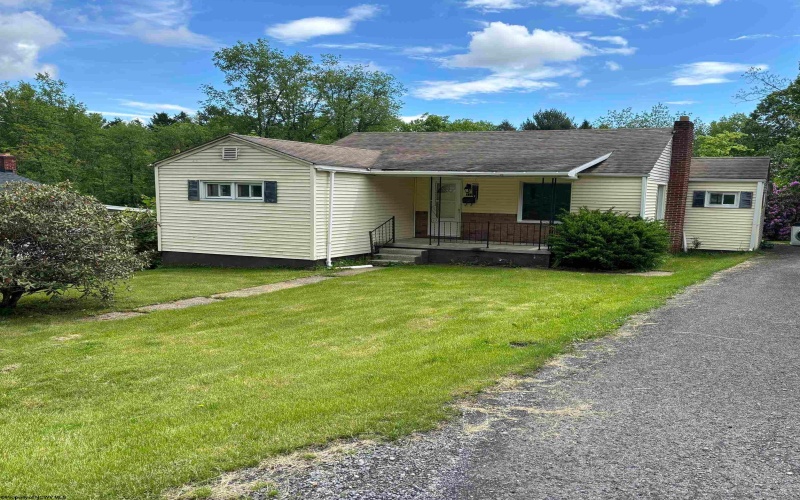 112 Center Street, Kingwood, West Virginia 26537, 3 Bedrooms Bedrooms, 6 Rooms Rooms,1 BathroomBathrooms,Single Family Detached,For Sale,Center,10159511