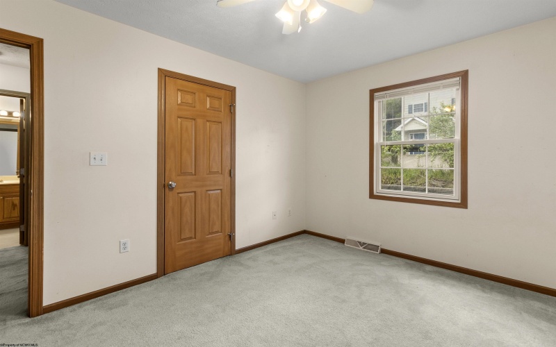 838 Quadrilla Street, Morgantown, West Virginia 26505, 3 Bedrooms Bedrooms, 7 Rooms Rooms,2 BathroomsBathrooms,Single Family Attached,For Sale,Quadrilla,10159505
