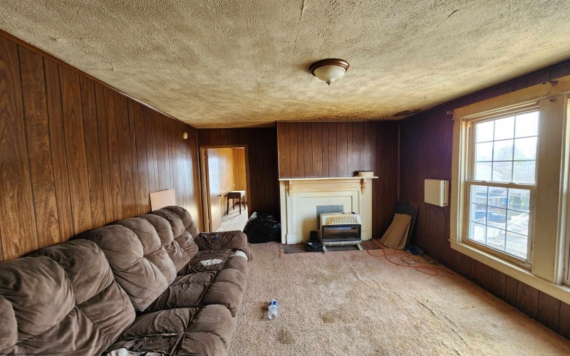 600 Linden Avenue, Clarksburg, West Virginia 26301, ,Multi-unit/income,For Sale,Linden,10159501