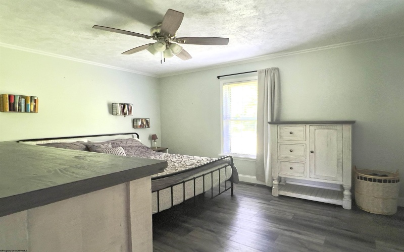 1 Lucille Lane, Morgantown, West Virginia 26501, 3 Bedrooms Bedrooms, 8 Rooms Rooms,2 BathroomsBathrooms,Single Family Detached,For Sale,Lucille,10159514