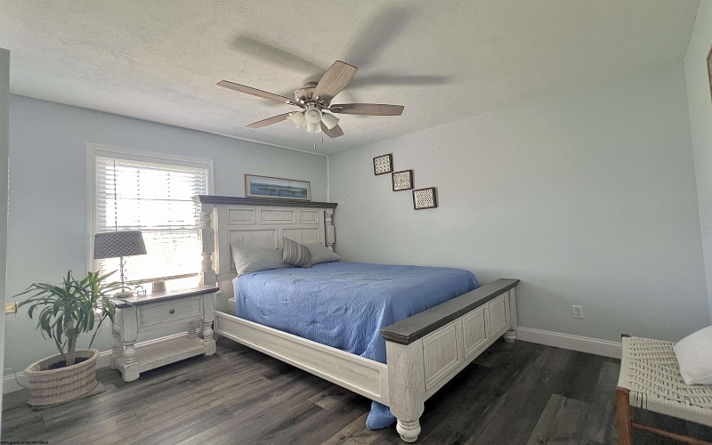 1 Lucille Lane, Morgantown, West Virginia 26501, 3 Bedrooms Bedrooms, 8 Rooms Rooms,2 BathroomsBathrooms,Single Family Detached,For Sale,Lucille,10159514