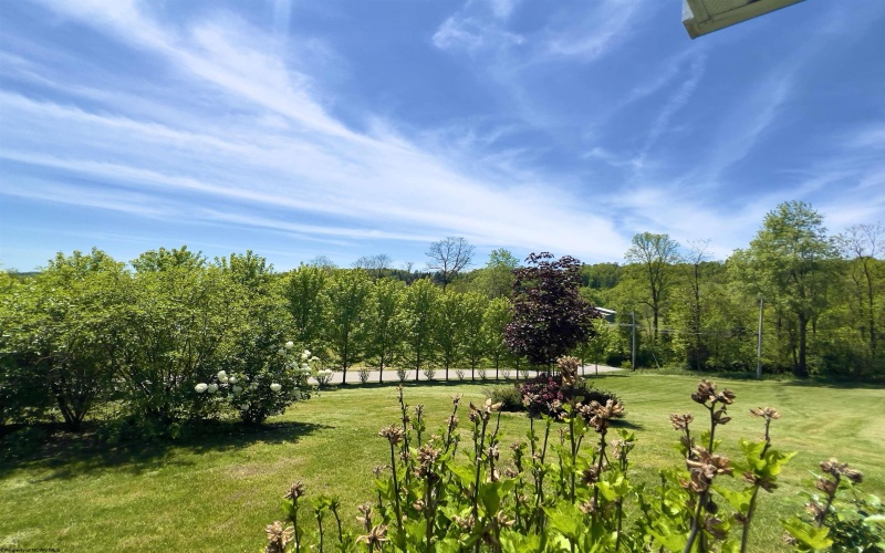 1 Lucille Lane, Morgantown, West Virginia 26501, 3 Bedrooms Bedrooms, 8 Rooms Rooms,2 BathroomsBathrooms,Single Family Detached,For Sale,Lucille,10159514