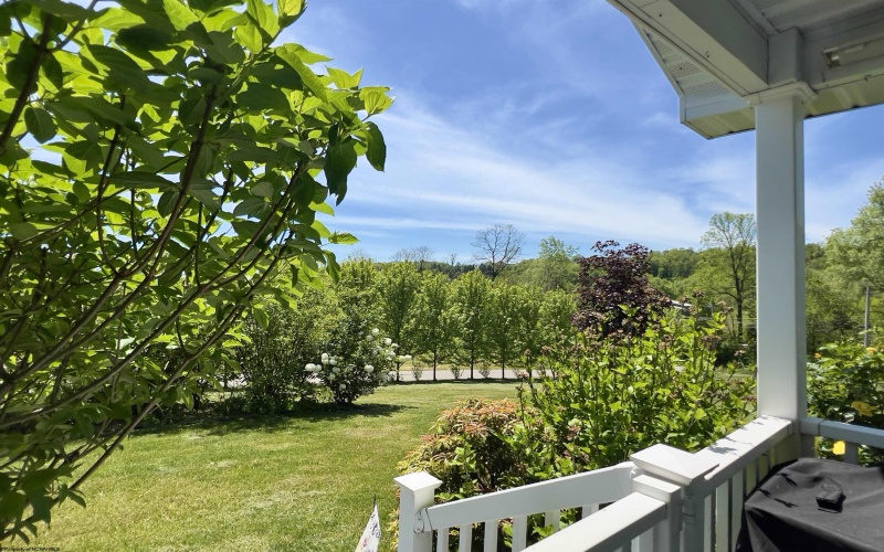 1 Lucille Lane, Morgantown, West Virginia 26501, 3 Bedrooms Bedrooms, 8 Rooms Rooms,2 BathroomsBathrooms,Single Family Detached,For Sale,Lucille,10159514