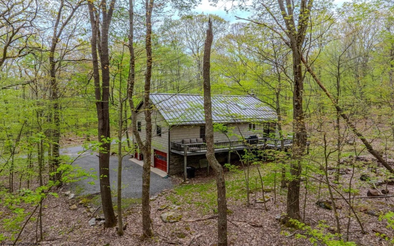 247 Daylily Court, Terra Alta, West Virginia 26764-3114, 4 Bedrooms Bedrooms, 9 Rooms Rooms,2 BathroomsBathrooms,Single Family Detached,For Sale,Daylily,10159513
