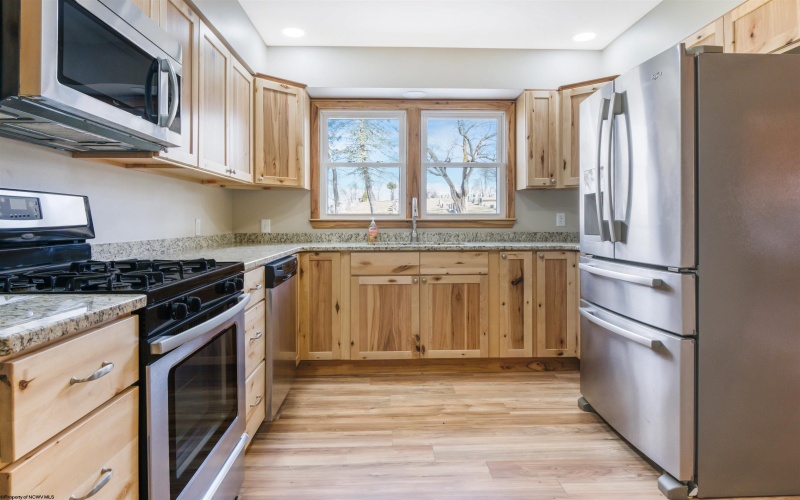 532 Pierpont Road, Morgantown, West Virginia 26508, 5 Bedrooms Bedrooms, 8 Rooms Rooms,2 BathroomsBathrooms,Single Family Detached,For Sale,Pierpont,10159512