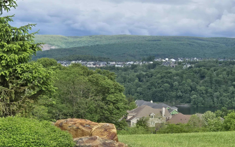 1205 Paradise Point Court, Morgantown, West Virginia 26508, 3 Bedrooms Bedrooms, 7 Rooms Rooms,3 BathroomsBathrooms,Single Family Detached,For Sale,Paradise Point,10159529