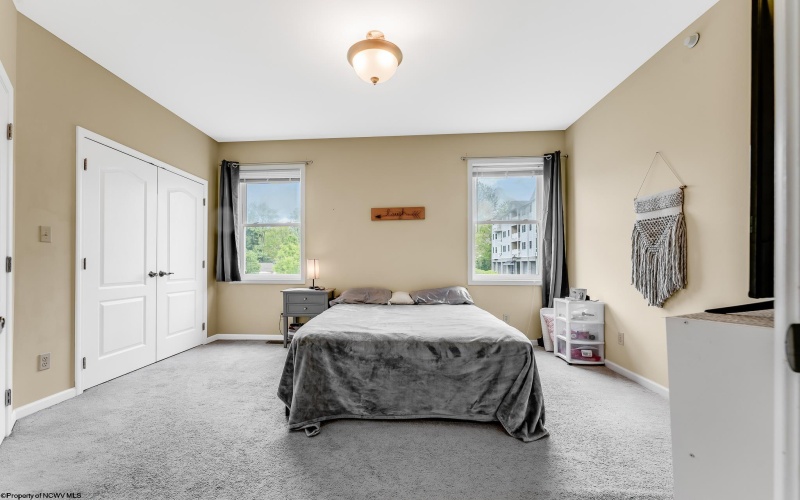 120 Fountain View Drive, Morgantown, West Virginia 26505, 2 Bedrooms Bedrooms, 5 Rooms Rooms,2 BathroomsBathrooms,Single Family Attached,For Sale,Fountain View,10159523