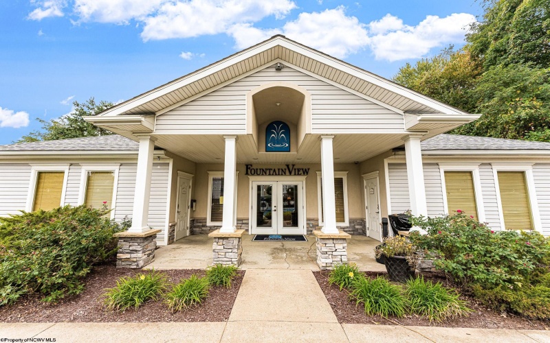 120 Fountain View Drive, Morgantown, West Virginia 26505, 2 Bedrooms Bedrooms, 5 Rooms Rooms,2 BathroomsBathrooms,Single Family Attached,For Sale,Fountain View,10159523