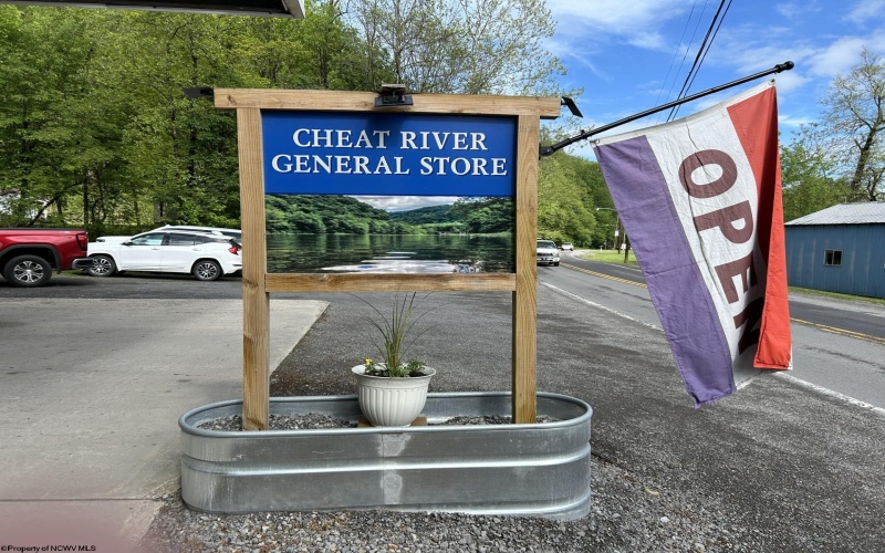 669 Catherine Street, Rowlesburg, West Virginia 26425, ,Commercial/industrial,For Sale,Catherine,10159517
