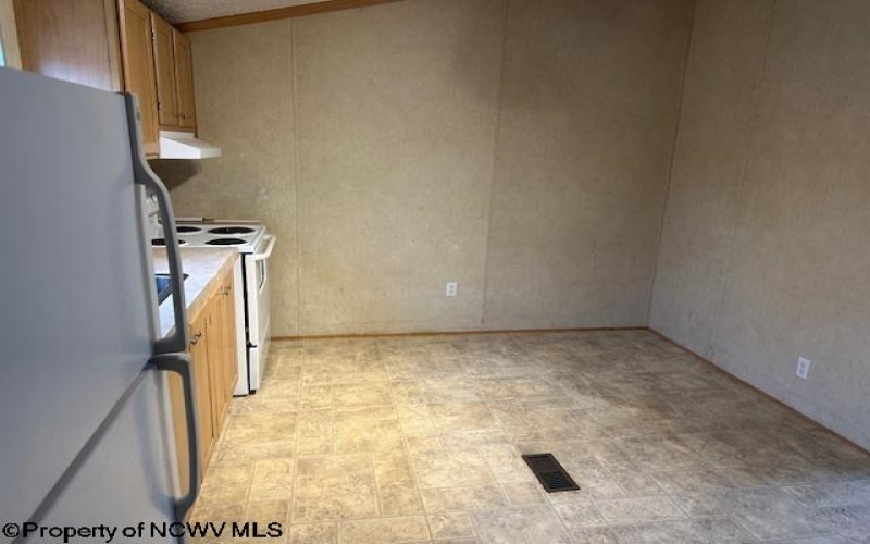 118 Joni Kay Boulevard, Buckhannon, West Virginia 26201, 3 Bedrooms Bedrooms, 7 Rooms Rooms,2 BathroomsBathrooms,Residential Rentals,For Rent,Joni Kay,10159522