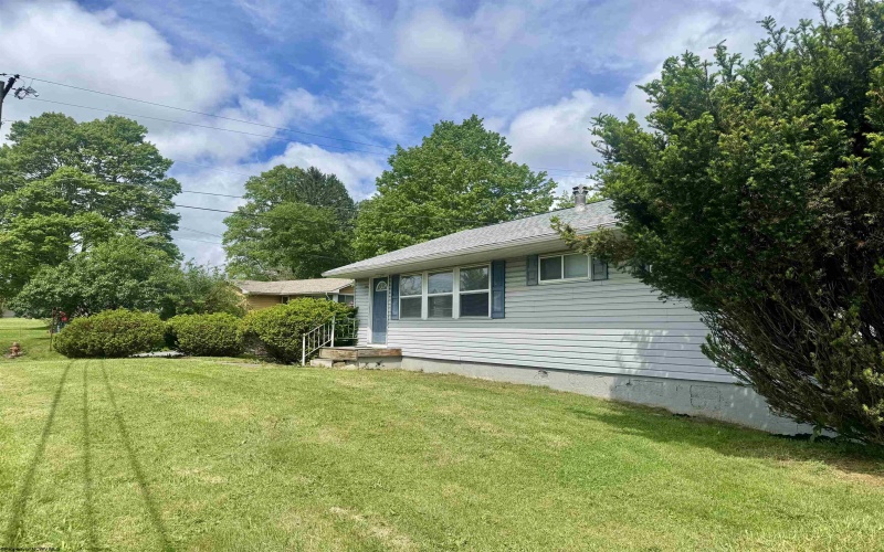 213 Albright Road, Kingwood, West Virginia 26537, 2 Bedrooms Bedrooms, 6 Rooms Rooms,1 BathroomBathrooms,Single Family Detached,For Sale,Albright,10159526