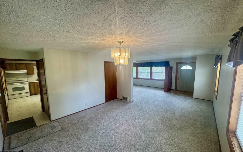 213 Albright Road, Kingwood, West Virginia 26537, 2 Bedrooms Bedrooms, 6 Rooms Rooms,1 BathroomBathrooms,Single Family Detached,For Sale,Albright,10159526