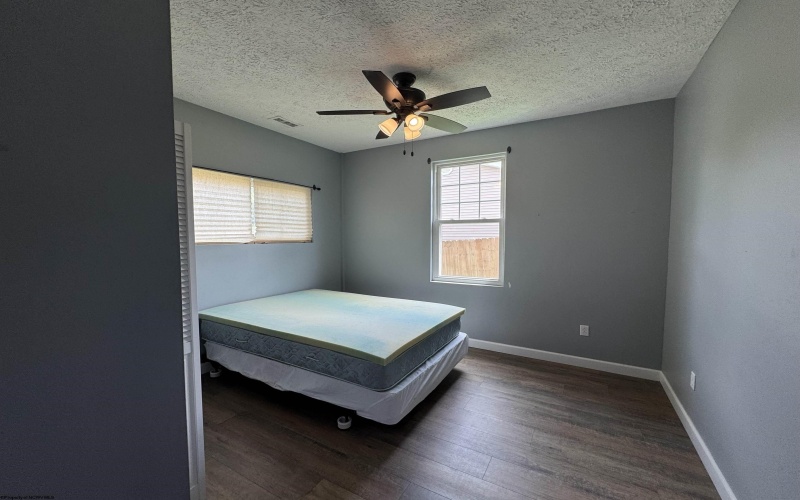 8356 3RD Street, Stonewood, West Virginia 26301-8022, 2 Bedrooms Bedrooms, 4 Rooms Rooms,1 BathroomBathrooms,Single Family Detached,For Sale,3RD,10159524