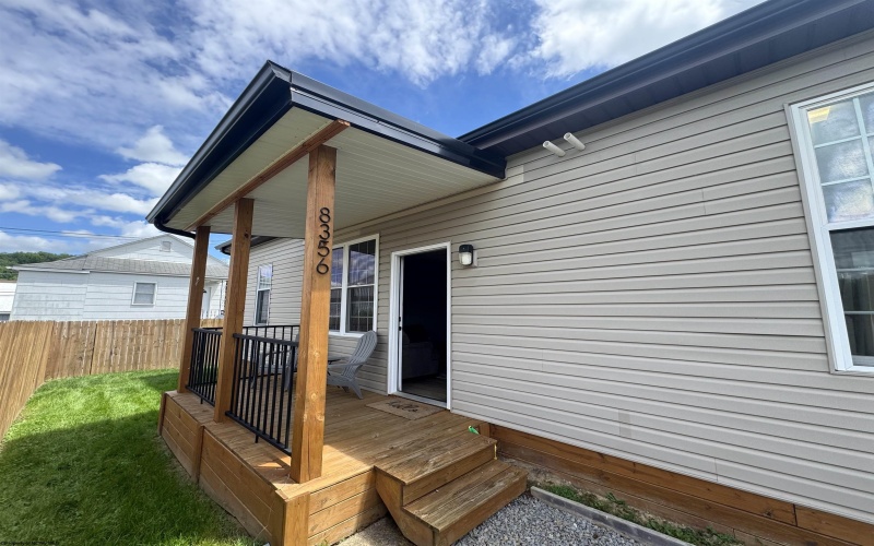8356 3RD Street, Stonewood, West Virginia 26301-8022, 2 Bedrooms Bedrooms, 4 Rooms Rooms,1 BathroomBathrooms,Single Family Detached,For Sale,3RD,10159524