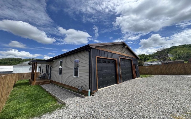 8356 3RD Street, Stonewood, West Virginia 26301-8022, 2 Bedrooms Bedrooms, 4 Rooms Rooms,1 BathroomBathrooms,Single Family Detached,For Sale,3RD,10159524