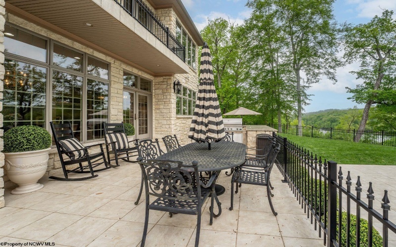 3906 Westlake Drive, Morgantown, West Virginia 26508, 6 Bedrooms Bedrooms, 20 Rooms Rooms,6 BathroomsBathrooms,Single Family Detached,For Sale,Westlake,10159519