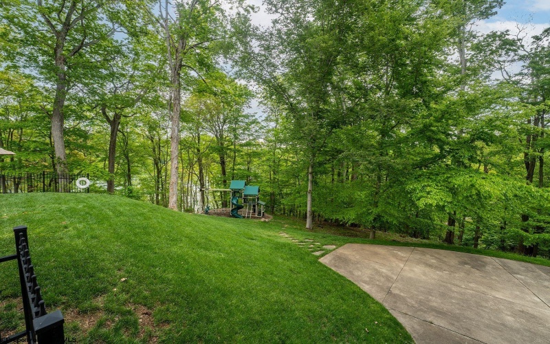 3906 Westlake Drive, Morgantown, West Virginia 26508, 6 Bedrooms Bedrooms, 20 Rooms Rooms,6 BathroomsBathrooms,Single Family Detached,For Sale,Westlake,10159519