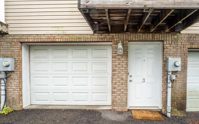 3 Bakers Pointe, Morgantown, West Virginia 26505, 2 Bedrooms Bedrooms, 4 Rooms Rooms,1 BathroomBathrooms,Single Family Attached,For Sale,Bakers,10159532