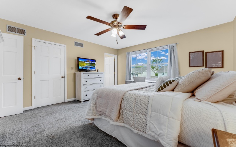 4032 Pinehurst Drive, Morgantown, West Virginia 26505, 2 Bedrooms Bedrooms, 4 Rooms Rooms,2 BathroomsBathrooms,Single Family Attached,For Sale,Pinehurst,10159539