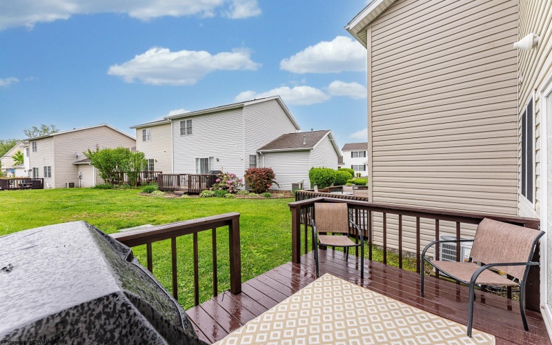 4032 Pinehurst Drive, Morgantown, West Virginia 26505, 2 Bedrooms Bedrooms, 4 Rooms Rooms,2 BathroomsBathrooms,Single Family Attached,For Sale,Pinehurst,10159539