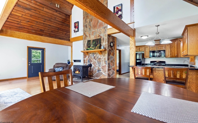 66 Kennedy Store Road, Morgantown, West Virginia 26508, 2 Bedrooms Bedrooms, 5 Rooms Rooms,2 BathroomsBathrooms,Single Family Detached,For Sale,Kennedy Store,10159550