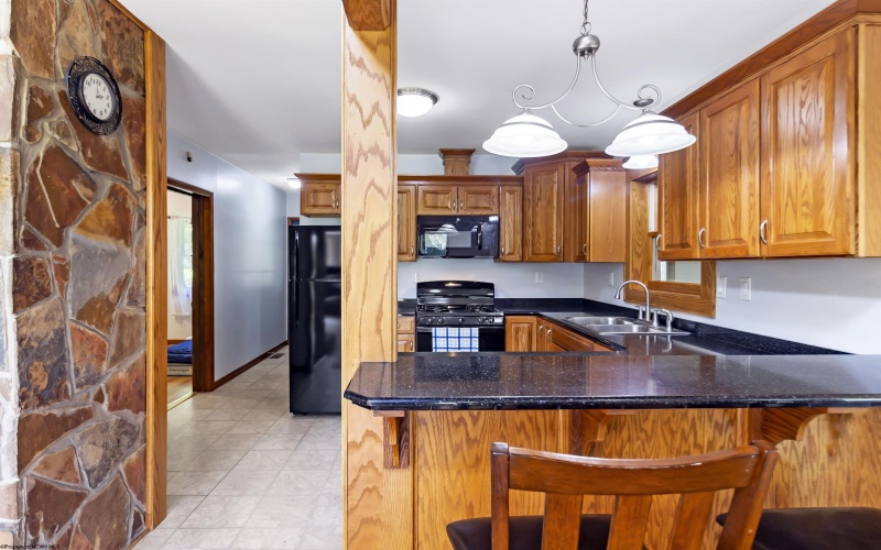 66 Kennedy Store Road, Morgantown, West Virginia 26508, 2 Bedrooms Bedrooms, 5 Rooms Rooms,2 BathroomsBathrooms,Single Family Detached,For Sale,Kennedy Store,10159550