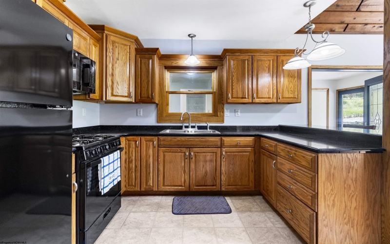 66 Kennedy Store Road, Morgantown, West Virginia 26508, 2 Bedrooms Bedrooms, 5 Rooms Rooms,2 BathroomsBathrooms,Single Family Detached,For Sale,Kennedy Store,10159550