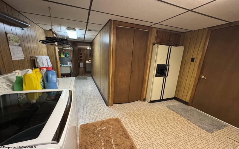 48 Millbrook Road, Bridgeport, West Virginia 26330, 3 Bedrooms Bedrooms, 9 Rooms Rooms,2 BathroomsBathrooms,Single Family Detached,For Sale,Millbrook,10159530