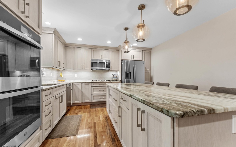 134 Pine Tree Lane, Morgantown, West Virginia 26508, 4 Bedrooms Bedrooms, 9 Rooms Rooms,3 BathroomsBathrooms,Single Family Detached,For Sale,Pine Tree,10159549