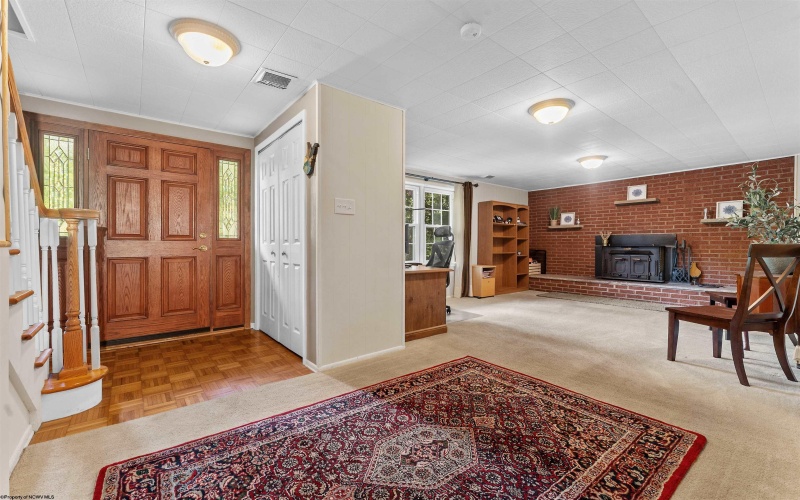 134 Pine Tree Lane, Morgantown, West Virginia 26508, 4 Bedrooms Bedrooms, 9 Rooms Rooms,3 BathroomsBathrooms,Single Family Detached,For Sale,Pine Tree,10159549