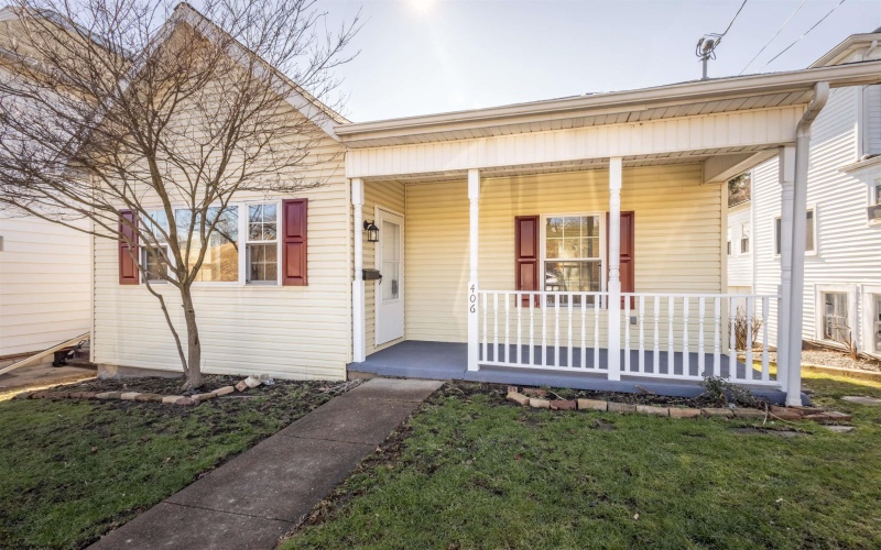 406 Maple Avenue, Fairmont, West Virginia 26554, 1 Bedroom Bedrooms, 3 Rooms Rooms,1 BathroomBathrooms,Single Family Detached,For Sale,Maple,10159531