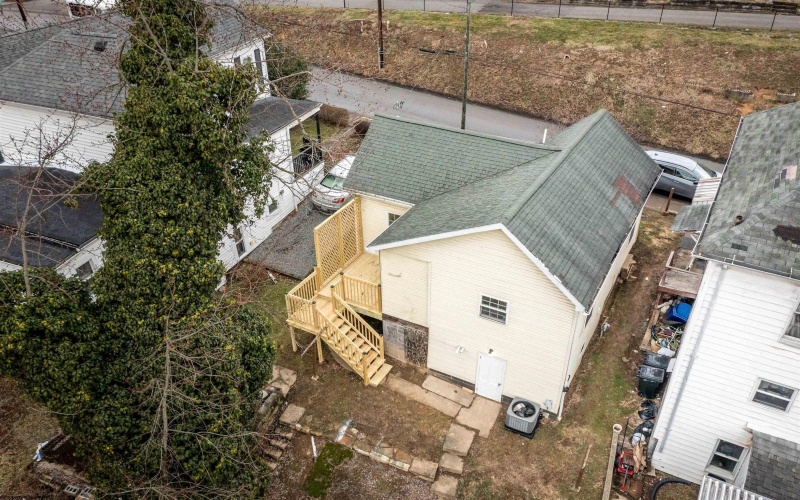 406 Maple Avenue, Fairmont, West Virginia 26554, 1 Bedroom Bedrooms, 3 Rooms Rooms,1 BathroomBathrooms,Single Family Detached,For Sale,Maple,10159531