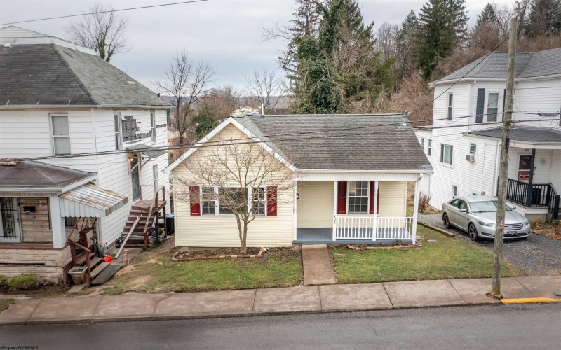 406 Maple Avenue, Fairmont, West Virginia 26554, 1 Bedroom Bedrooms, 3 Rooms Rooms,1 BathroomBathrooms,Single Family Detached,For Sale,Maple,10159531