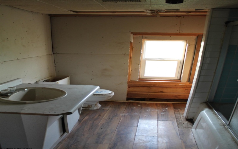 18703 Webster Road, Craigsville, West Virginia 26205, 4 Bedrooms Bedrooms, 11 Rooms Rooms,2 BathroomsBathrooms,Single Family Detached,For Sale,Webster,10159533