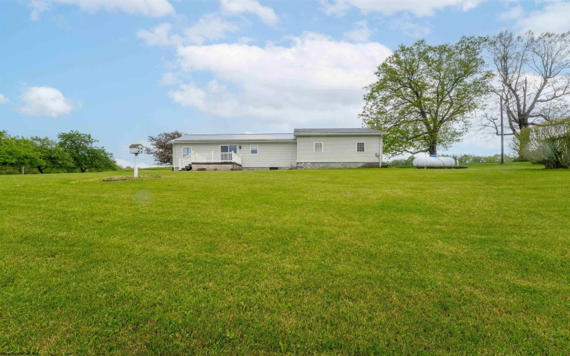 1491 Moccasin Rocks Road, Bruceton Mills, West Virginia 26525, 3 Bedrooms Bedrooms, 6 Rooms Rooms,2 BathroomsBathrooms,Single Family Detached,For Sale,Moccasin Rocks,10159542