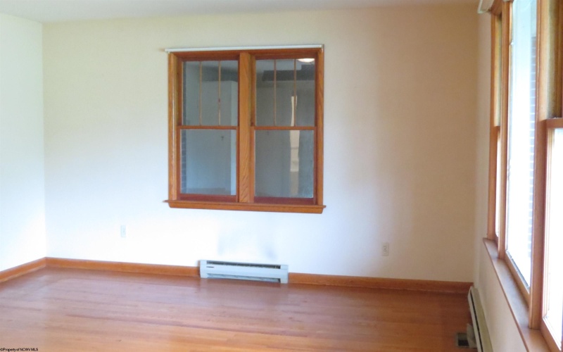 1782 Parsons Road, Montrose, West Virginia 26283-7069, 2 Bedrooms Bedrooms, 5 Rooms Rooms,1 BathroomBathrooms,Single Family Detached,For Sale,Parsons,10159547