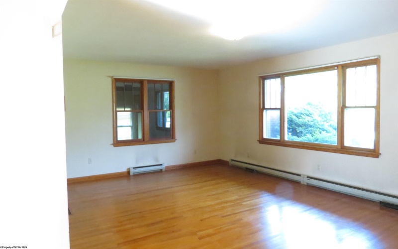 1782 Parsons Road, Montrose, West Virginia 26283-7069, 2 Bedrooms Bedrooms, 5 Rooms Rooms,1 BathroomBathrooms,Single Family Detached,For Sale,Parsons,10159547