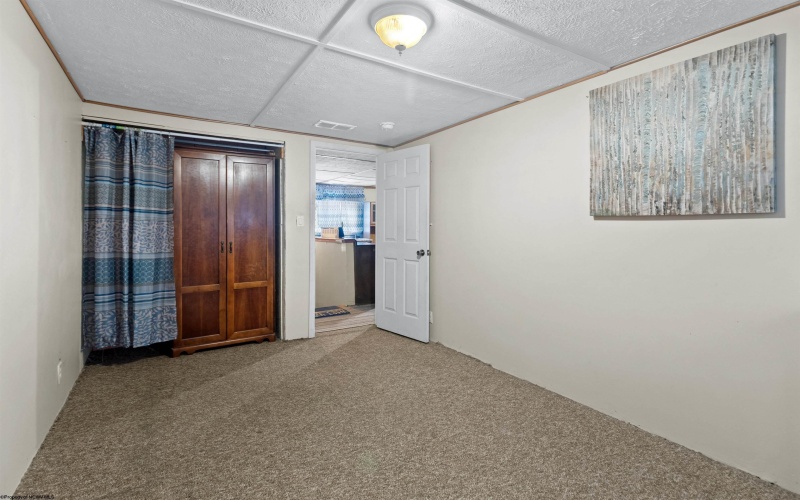 107 Orchard Street, Masontown, West Virginia 26542, 3 Bedrooms Bedrooms, 6 Rooms Rooms,2 BathroomsBathrooms,Single Family Detached,For Sale,Orchard,10159541