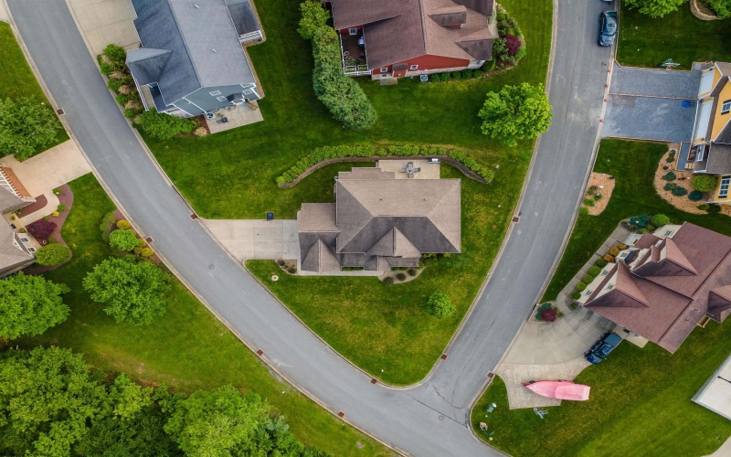 15 Berkshire Drive, Morgantown, West Virginia 26508, 5 Bedrooms Bedrooms, 12 Rooms Rooms,4 BathroomsBathrooms,Single Family Detached,For Sale,Berkshire,10159538