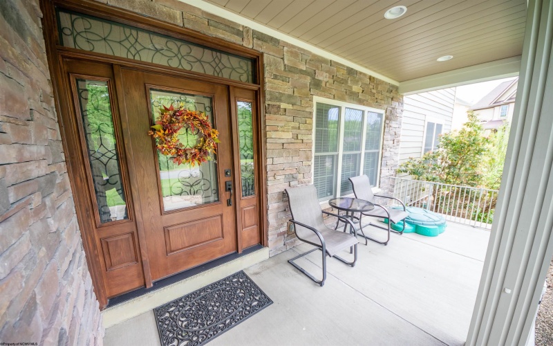 15 Berkshire Drive, Morgantown, West Virginia 26508, 5 Bedrooms Bedrooms, 12 Rooms Rooms,4 BathroomsBathrooms,Single Family Detached,For Sale,Berkshire,10159538